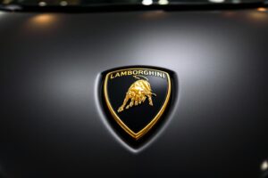 Logo Lamborghini : symbole de puissance et d'élégance