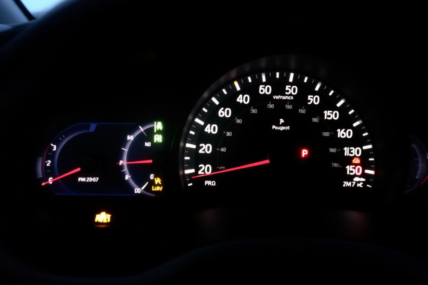 Défaut moteur Peugeot 208 : causes, diagnostic et solutions