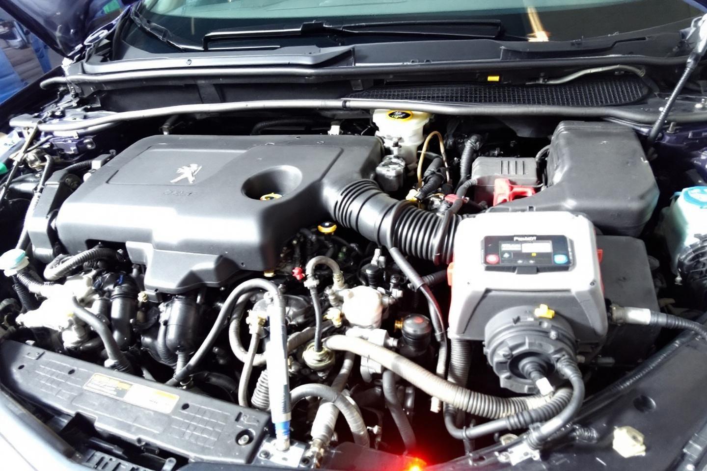 Défaut moteur Peugeot 208 : causes, diagnostic et solutions