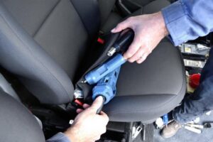 Retirer la housse de siège d'une Clio 4 : guide complet